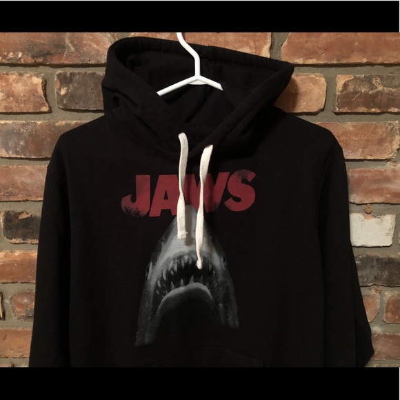‘Jaws’ Movie Hoodie - Picture 4 of 5